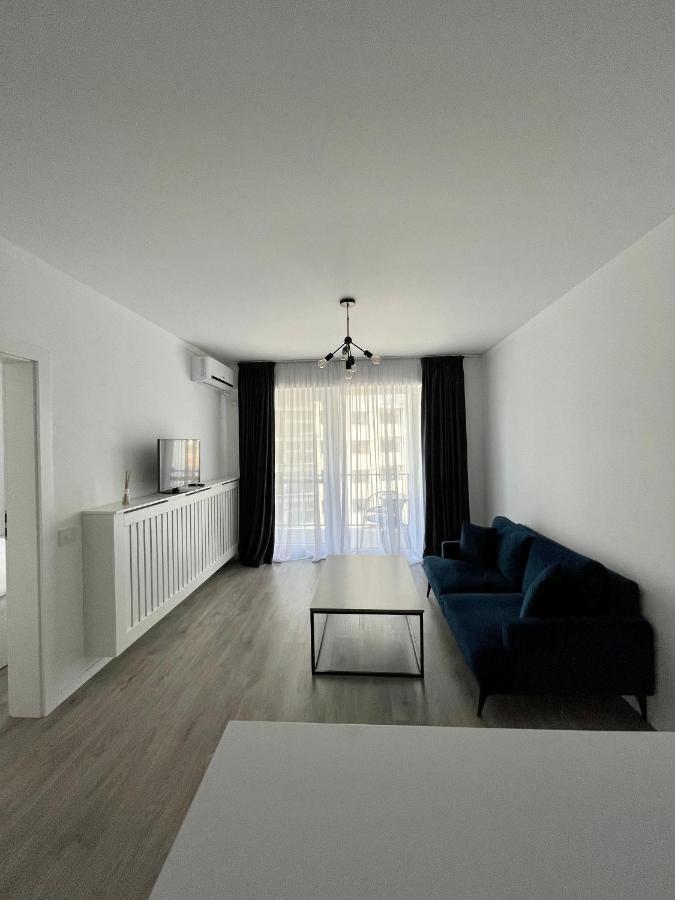 Cozy 1 Bedroom Apartment Oradea Exterior photo